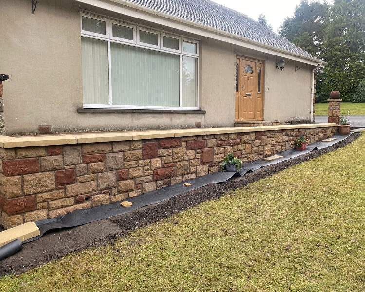 New Patio Wall - Livingstone